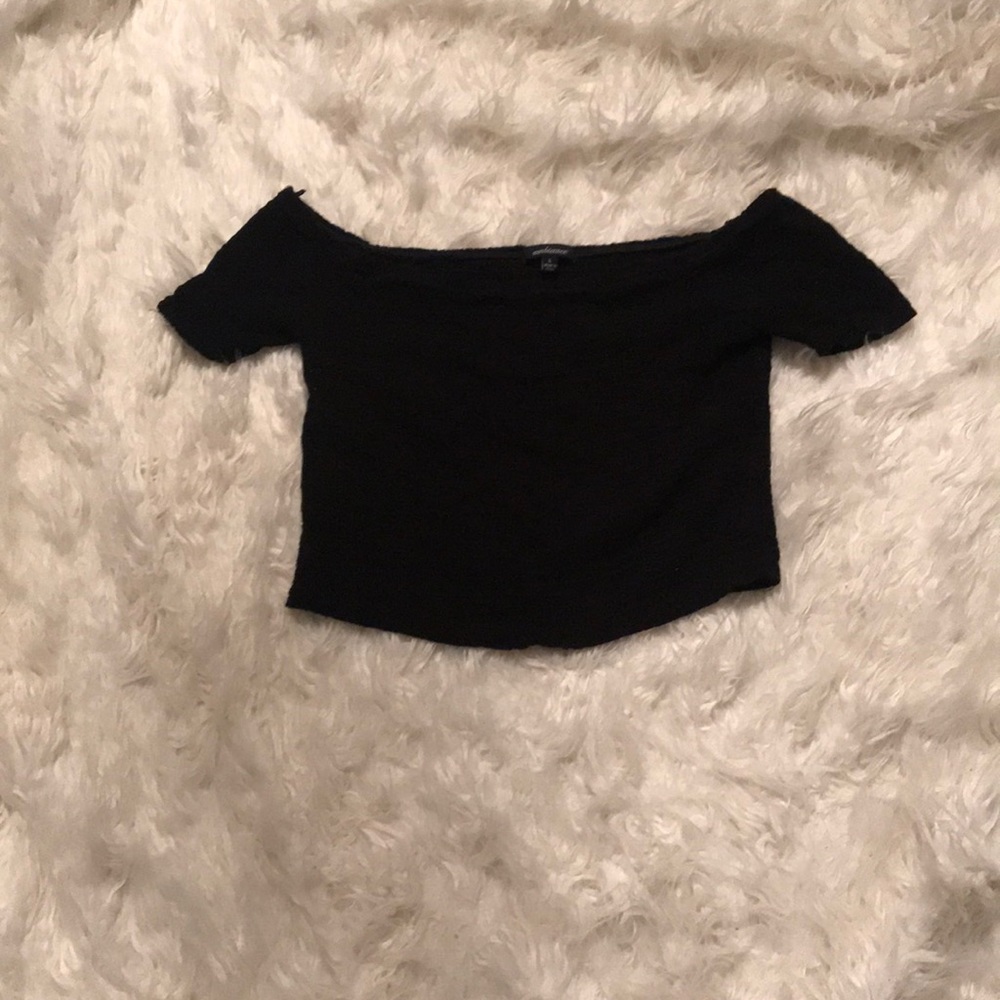 Black crop top